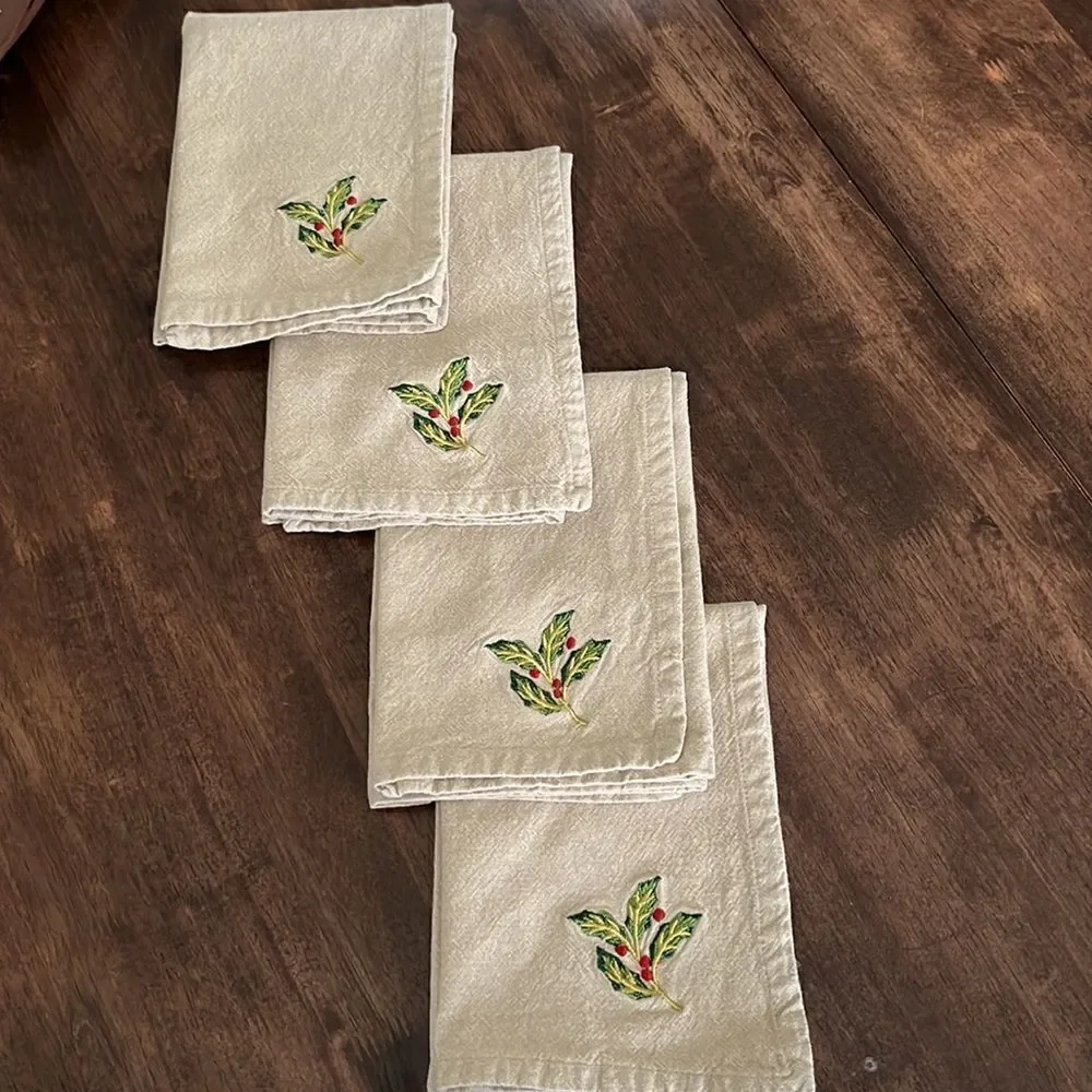 Holiday Holly Set of 4 Dinner Square Linen Napkins- Approx 17.25